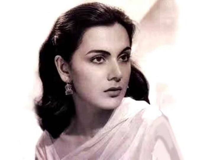 प्रिया की पढ़ाई चल ही रही थी इस दौरान उनके पिता को भारतीय सरकार द्वारा लंदन भेजा गया जिसके बाद प्रिया ने शिमला से ग्रेजुएशन करने के बाद लंदन से पढ़ाई की.