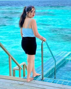 Bhojpuri News: लग्जरी लाइफ़स्टाइल की शौक़ीन हैं Nidhi Jha, एक्ट्रेस के काफिले में शामिल हैं कई महंगी गाड़ियां