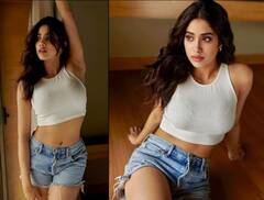 Janhvi Kapoor: ਆਪਣੀਆਂ ਇਨ੍ਹਾਂ ਤਸਵੀਰਾਂ ਨਾਲ ਜਾਨਵੀ ਕਪੂਰ ਨੇ ਢਹਾਇਆ ਕਹਿਰ, ਅਜਿਹੀ ਡਰੈੱਸ 'ਚ ਬੇਹੱਦ ਖੂਬਸੂਰਤ ਦਿਖੀ ਅਦਾਕਾਰਾ