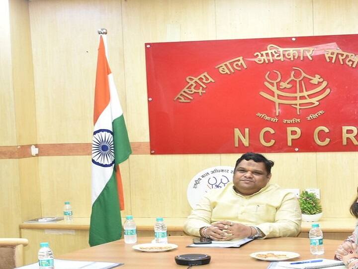 National Commission for Protection of Child Rights team Dumka visit  Jharkhand: दुमका पहुंची NCPCR की टीम, प्रियांक कानूनगो ने कहा- जांच में बाधा डाल रही है सरकार