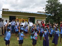 जिस स्कूल को कभी तबाह किया, अब उसी भवन को बनाकर सरेंडर नक्सली बच्चों में जगा रहे शिक्षा की अलख