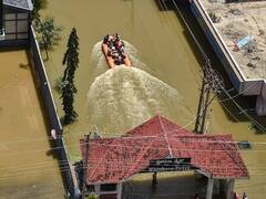 Bengaluru Rains: બેંગલુરુમાં ભારે વરસાદ બાદ અનેક વિસ્તારો જળબંબાકાર, રસ્તાઓ પર હોડી ચાલી, જુઓ તસવીરો