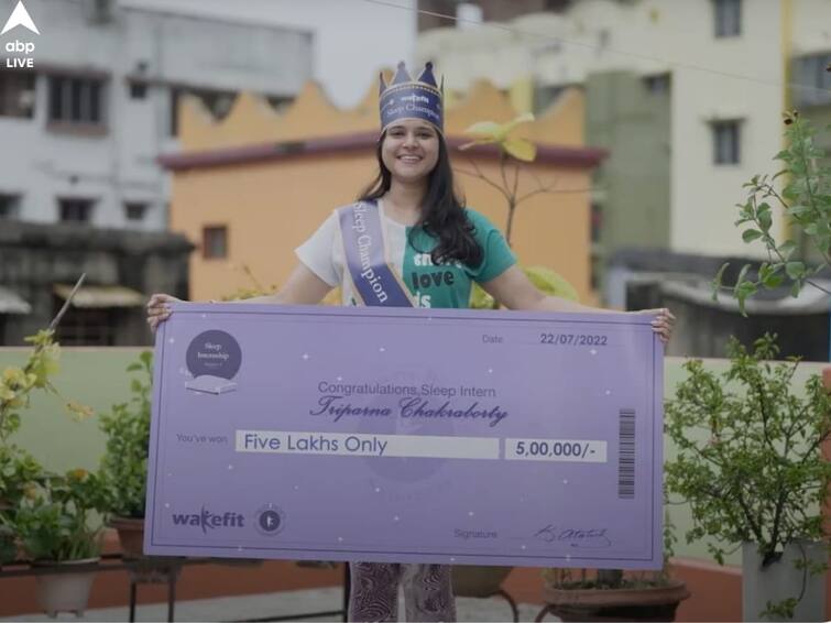 Hooghly Serampore girl wins RS 6 lakh prize money after being declared the best sleeper Serampore News: ১০০ দিনে স্রেফ ঘুমিয়ে ৬ লক্ষ টাকা আয়, শ্রীরামপুরের এই মেয়েই দেশের সেরা ঘুমকাতুরে