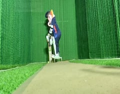 Ganesh Chaturthi: બોક્સ ક્રિકેટ થીમ પર બનેલા ગણપતિ બન્યા આકર્ષણનું કેન્દ્ર, મુષકરાજ કરે છે બોલિંગ તો એમ્પાયર છે નંદી, જુઓ તસવીરો