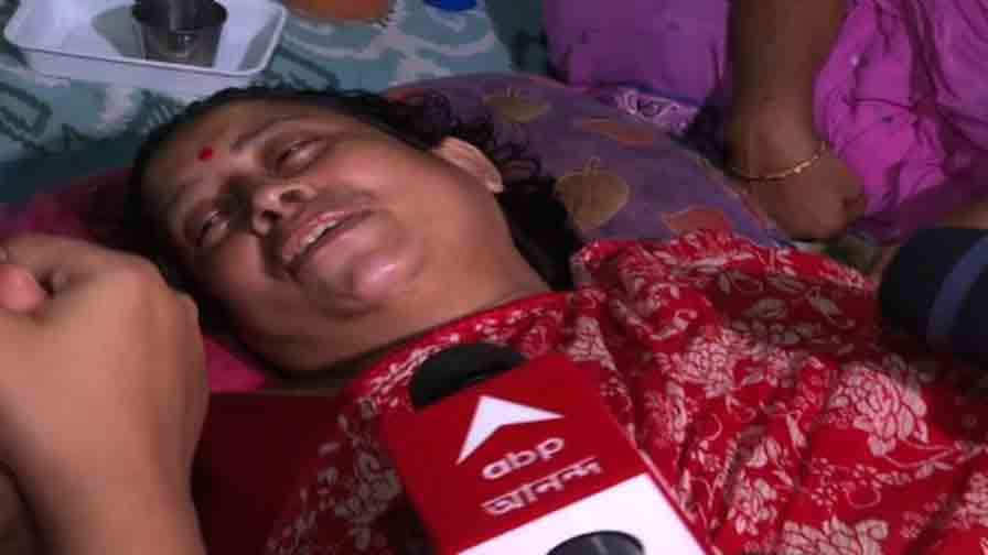 North 24 Paragana : Atanu Dey's Mother breaks into tears Baguiati : 