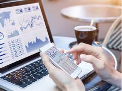 Demat Account: शेयर बाजार पर बढ़ा निवेशकों का भरोसा, देश में पहली बार हुए 10 करोड़ Demat अकाउंट