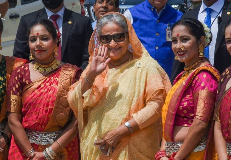 Sheikh Hasina hopes for help PM Narendra Modi on Rohingya issue says India big country can do a lot Sheikh Hasina India Visit: बांग्लादेश को रोहिंग्या मुद्दे पर PM मोदी से मदद की आस, कहा- 'बहुत कुछ कर सकता है भारत'