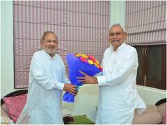 पुराने साथी से मिलकर बोले शरद यादव, 'नीतीश कुमार से अच्छा विपक्ष में कोई चेहरा नहीं'