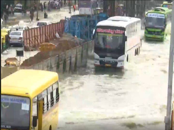 Why does rain always bring trouble in Bengaluru Explained: क्यों बेंगलुरु में आफत बन कर आती है बारिश और सैलाब बन जाता है शहर ?