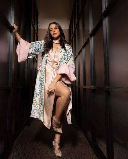 ऐसा इसलिए है क्योंकि उन्हें लगता है कि किसी की राय के कारण अपने ही शरीर से परेशान होने का कोई मतलब नहीं है.