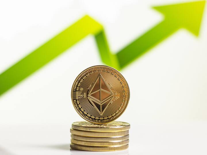 cryptocurrency price today in india March 15 check global market cap bitcoin BTC ethereum doge solana litecoin ETH singularitynet gainer loser Cryptocurrency Price Today: Ethereum Crosses $1,700 As Top Coins Continue Bull Run