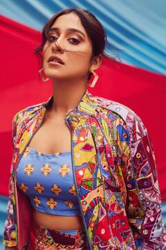 Regina Cassandra : விண்ணோடு மின்னாத விண்மீன் எது...நடிகை ரெஜினா கசாண்ட்ராவின் லேட்டஸ்ட் போட்டோஷூட்!