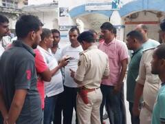 सीवान में गश्ती टीम पर बदमाशों ने की फायरिंग, एक सिपाही की मौत, खिड़की से देख रहे व्यक्ति को भी लगी गोली