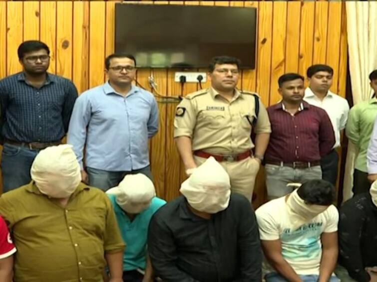 Accused of stealing about 21 lakh rupees by frauding in the name of installation of mobile towers, 6 arrested Mobile Tower Fraud: মোবাইলের টাওয়ার বসানোর টোপ দিয়ে প্রায় ২১ লক্ষ টাকা হাতানোর অভিযোগ, গ্রেফতার ৬