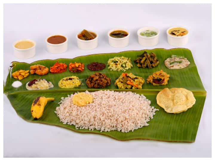 Onam 2022: Onasadya – A Lavish Concoction To Satisfy Our Taste Buds Onam 2022: Onasadya – A Lavish Spread To Satisfy Our Taste Buds