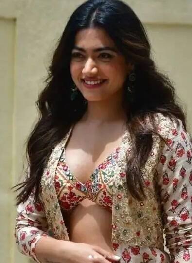 તેણીએ કહ્યું,