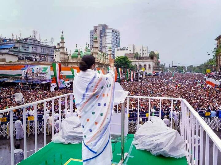 नीतीश कुमार की लामबंदी के बीच ममता बनर्जी ने क्यों की आरएसएस की तारीफ, क्या इसमें छिपा है कोई संकेत?