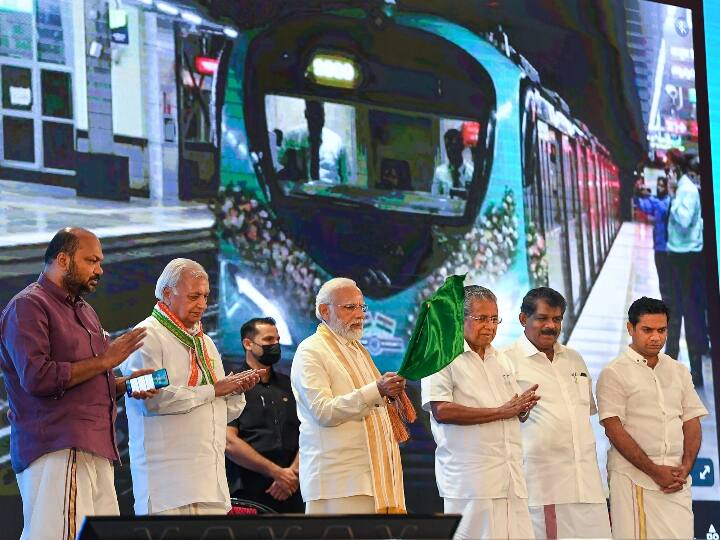 Union Cabinet Approves Second Phase of Kochi Metro Rail Project CM Pinarayi Vijayan Given Thanks To PM Modi Cabinet Decisions: कैबिनेट ने कोच्चि मेट्रो रेल प्रोजेक्ट के दूसरे चरण को दी मंजूरी, CM विजयन ने पीएम मोदी को कहा थैंक्यू