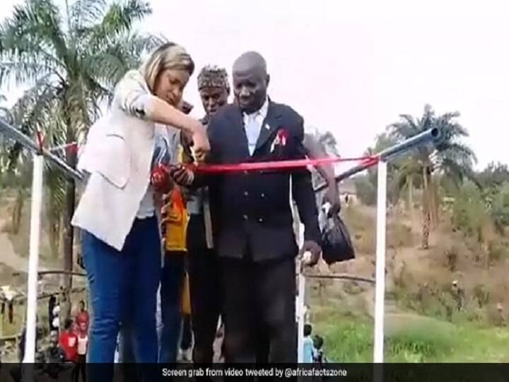 Watch Bridge Collapses In Congo During Inauguration Watch Video: புதுசா திறக்கும்போதே இப்படியா? ஓபனிங் அன்றே க்ளோஸ் ஆன புது பாலம்!