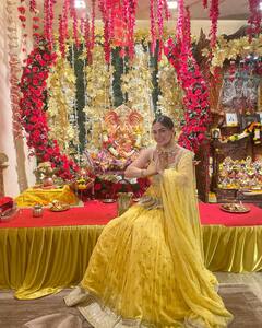 गणेशोत्सव के रंग में रंगी श्रद्धा आर्या ने येलो लहंगे में बिखेरी खूबसूरती, देखें तस्वीरें