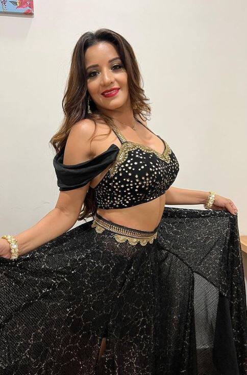 तिचे इन्स्टावरील हे हॉट फोटो प्रचंड मोठ्या प्रमाणात व्हायरल होत आहे.
