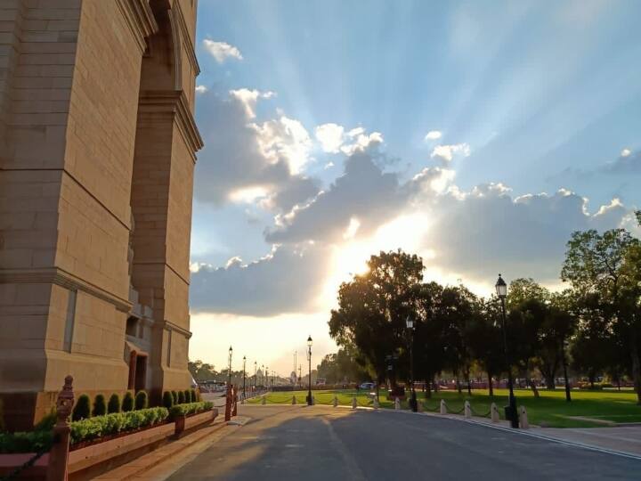 इसके अलावा इसमें पैदल यात्रियों के लिए नए अंडरपास, बेहतर पार्किंग स्थल, नए प्रदर्शनी पैनल और रात्रि के समय जलने वाली आधुनिक लाइट से लोगों को बेहतर अनुभव होगा.