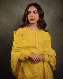 Ritu Varma: மஞ்சள் உடையில் கண்ணும் கண்ணும் கொள்ளையடித்தால் நாயகி ரிது வர்மா!