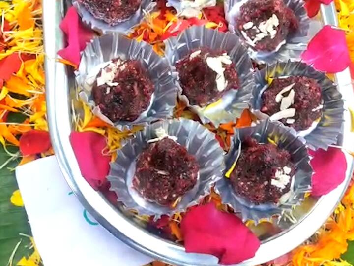 गणेशोत्सवाची (Ganesh Chaturthi 2022) रंगत सगळीकडे वाढली असताना जळगावतही हा उत्साह अधिक वाढताना दिसतोय. या उत्साहात आता महिलांचाही उत्साह प्रचंड प्रमाणात पाहायला मिळतोय.