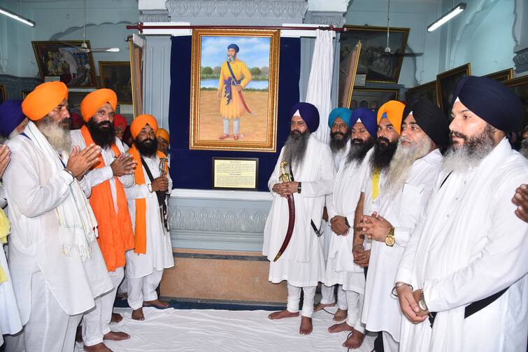 Bhai Dan Singh's the picture is decorated in the Central Sikh Museum Sri Darbar Sahib Amritsar ਭਾਈ ਦਾਨ ਸਿੰਘ ਦੀ ਤਸਵੀਰ ਕੇਂਦਰੀ ਸਿੱਖ ਅਜਾਇਬ ਘਰ ’ਚ ਕੀਤੀ ਸੁਸ਼ੋਭਿਤ
