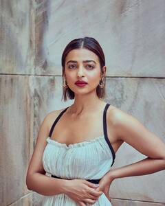 Happy Birthday Radhika Apte :  अभिनेत्री राधिका आपटेचा आज वाढदिवस; जाणून घ्या बॉलिवूड गाजवणाऱ्या मराठमोळ्या अभिनेत्रीबद्दल...