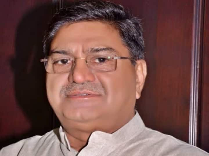 Income Tax Raid Rajasthan Rajendra Yadav jewelery found Ashok Gehlot government ann Income Tax Raid: राजस्थान के गृह राज्य मंत्री के घर IT की रेड जारी, भारी मात्रा में ज्वेलरी और कैश मिलने की सूचना