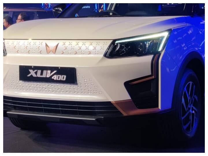 There is regenerative braking, one pedal driving and three drive modes too. Other features include OTA updates, Available in five colours: Arctic Blue, Everest White, Galaxy Grey, Napoli Black and Infinity Blue with dual tone roof option in Satin Copper finish The pricing and launch would be from January next year. (Image: Somnath Chatterjee)