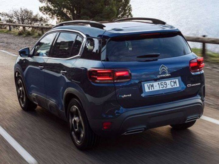 फ्रान्सची प्रसिद्ध वाहन उप्तादक कंपनी Citroen ने आपली नवीन Citroen C5 Aircross भारतात लॉन्च केली आहे. कंपनीने या कारची किंमत 36.67 लाख रुपये ठेवली आहे.