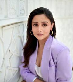 ਲੈਵੇਂਡਰ ਜੈਕੇਟ 'ਚ Alia Bhatt ਨੂੰ ਦੇਖ ਕੇ ਕਿਸੇ ਨੂੰ ਵੀ ਹੋ ਜਾਵੇਗਾ ਪਿਆਰ, ਬੇਬੀ ਬੰਪ ਦੀ ਇੰਝ ਰੱਖਿਆ ਖ਼ਿਆਲ