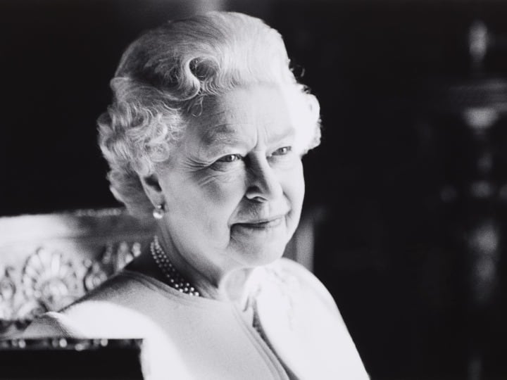Queen Elizabeth dies at age 96: UK Royal Family, Official Queen Elizabeth Dies: দীর্ঘ ৭০ বছরের রাজপাট শেষ, প্রয়াত ব্রিটেনের রানি দ্বিতীয় এলিজাবেথ