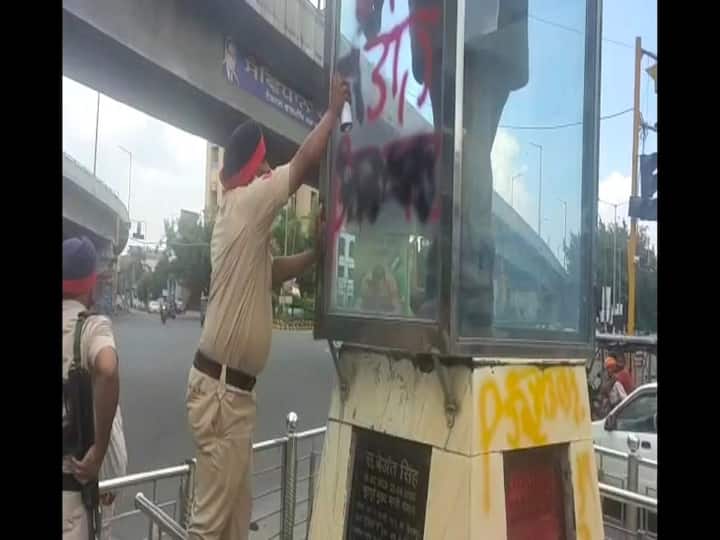 Two arrested for writing separatist slogans on former CM's statue, Pannu threatens CM Mann and DGP ਸਾਬਕਾ CM ਦੇ ਬੁੱਤ 'ਤੇ ਵੱਖਵਾਦੀ ਨਾਅਰੇ ਲਿਖਣ ਵਾਲੇ ਦੋ ਗ੍ਰਿਫਤਾਰ, SJF ਦੇ ਪੰਨੂ ਨੇ CM ਮਾਨ ਤੇ DGP ਨੂੰ ਦਿੱਤੀ ਧਮਕੀ