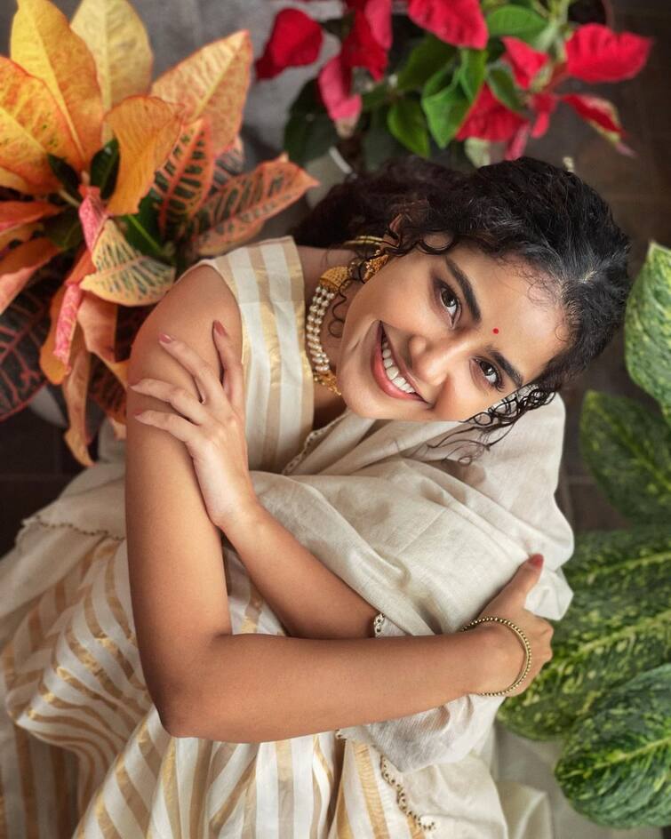 Anupama parameswaran : கேரள நாட்டு கிளி அனுபமா பரமேஸ்வரனின் ஓணம் கிளிக்ஸ்!