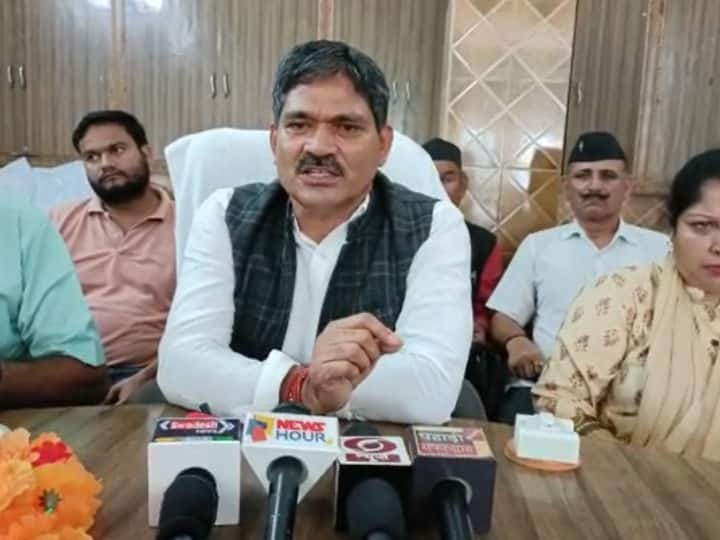 Rudraprayag Congress MLA Rajendra Bhandari demands of CBI probe in UKSSSC and Assembly Recruitment Scam ANN Uksssc Paper Leak Case: कांग्रेस ने की भर्ती घोटाले की CBI जांच की मांग, बद्रीनाथ MLA ने सरकार को घेरा