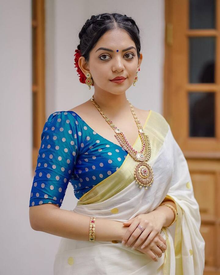 என் உறக்கம் கேட்கிறாய்...