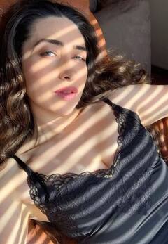 In Pics : बॉलिवूडमध्ये कधीकाळी या अभिनेत्रीचं अधिराज्य; आज 48 व्या वर्षीही दिसते खास