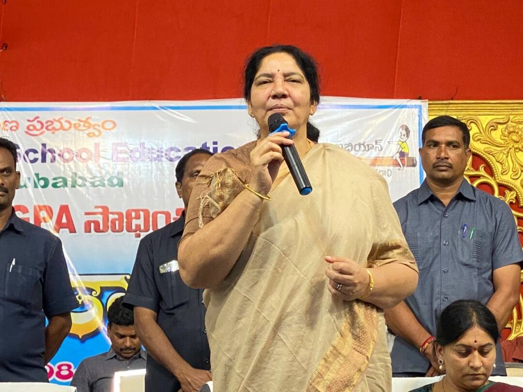 Hyderabad minister Satyavathi Rathod counter to Governor Tamilisai comments on TRS Govt Minister Satyavathi Rathod : గవర్నర్ పరిధి దాటి బీజేపీ ప్రతినిధిగా మాట్లాడుతున్నారు- మంత్రి సత్యవతి రాథోడ్