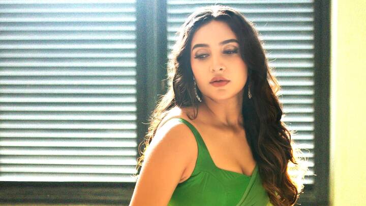 রান্না করতে ভালোবাসে এমন মেয়ের অস্তিত্ব খোঁজবার গল্প বলবে এই ছবি । ছবির মুখ্যভূমিকায় অভিনয় করছেন শুভশ্রী গঙ্গোপাধ্যায় (Subhasree Ganguly) এই ছবিতে শুভশ্রীর বিপরীতে দেখা যাবে স্বয়ং পরিচালকেই । এছাড়াও ছবিতে রয়েছেন সোহম চক্রবর্তী (Soham Chakraborty)