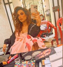 PHOTO : हॉट अन् बोल्ड, ब्लॅक ड्रेसमध्ये निया शर्माचा हटके लूक!