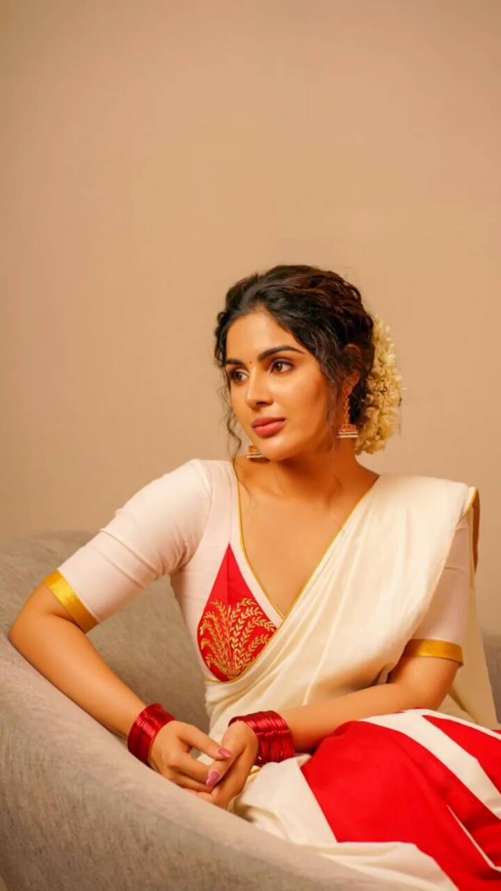 மின்னலை பிடித்து மின்னலை பிடித்து