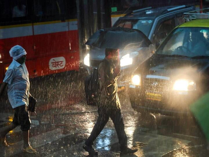 Maharashtra Weather Today 08 September 2022 IMD Issued Yellow Alert for Heavy Rain in 32 Districts Including Mumbai in Maharashtra Maharashtra Weather Today: महाराष्ट्र के कई जिलों में भारी बारिश की चेतावनी,  झमाझम बारिश ने बढ़ाई मुंबईकरों की टेंशन