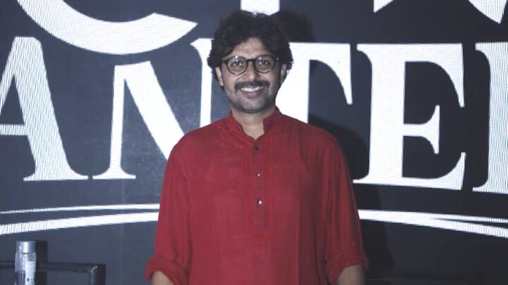 এই ছবির সুরের দায়িত্বে রয়েছেন জয় সরকার। পরমব্রতর কথায়, জয়ের গান এই ছবির প্রত্যেকটা দৃশ্যের সঙ্গে সুন্দরভাবে মিশে গিয়েছে যেন।