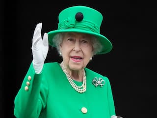 Queen Elizabeth II Death: રાણી એલિઝાબેથ II ના મૃત્યુ પછી, આ 54 દેશોના ધ્વજ અડધી કાઠીએ ફરકાવાશે