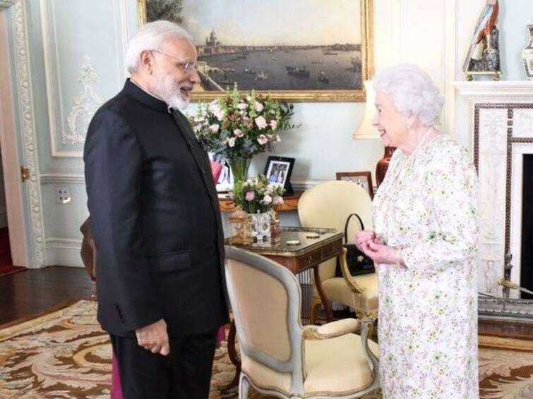 PM narendra Modi Tribute To Queen Elizabeth Will Never Forget Her Warmth  Kindness Queen Elizabeth Death : ब्रिटनच्या महाराणी एलिझाबेथ द्वितीय यांचं निधन, पंतप्रधान मोदींकडून श्रद्धांजली