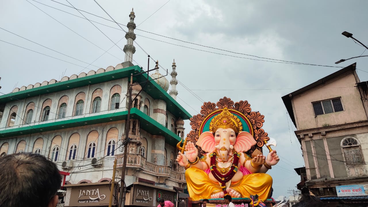 Pune Ganpati Visarjan Live Latest News, Photos and Videos on Pune