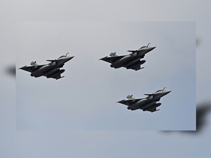F-16 के लिए पाकिस्तान को अमेरिकी मदद भारत के लिए खतरा, क्या राफेल दे पाएगा टक्कर?